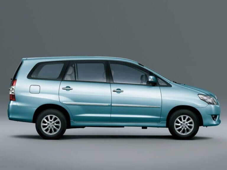 Toyota Innova By Bobby Travels